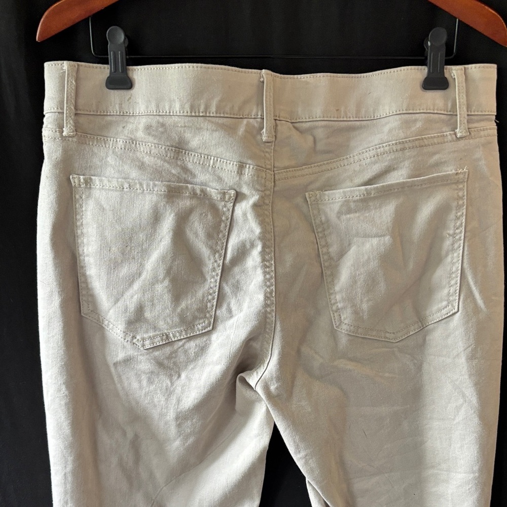Croft & Barrow women’s  Slim Fit cropped raw edge Beige Jeans sz 14 - Picture 11 of 11